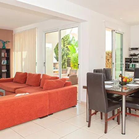 Villa Isabelle Protaras